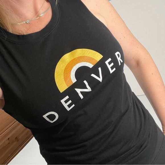 COREPOWER Yoga Denver Muscle T-Shirt Size Medium - Picture 1 of 7